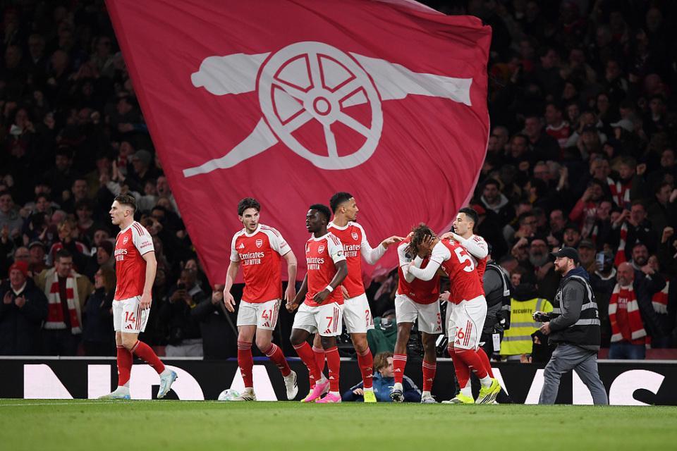 开云在线开户-曼城崩盘！近4场仅1胜+被保级2队逼平 落后9分：英超夺冠概率剩2%